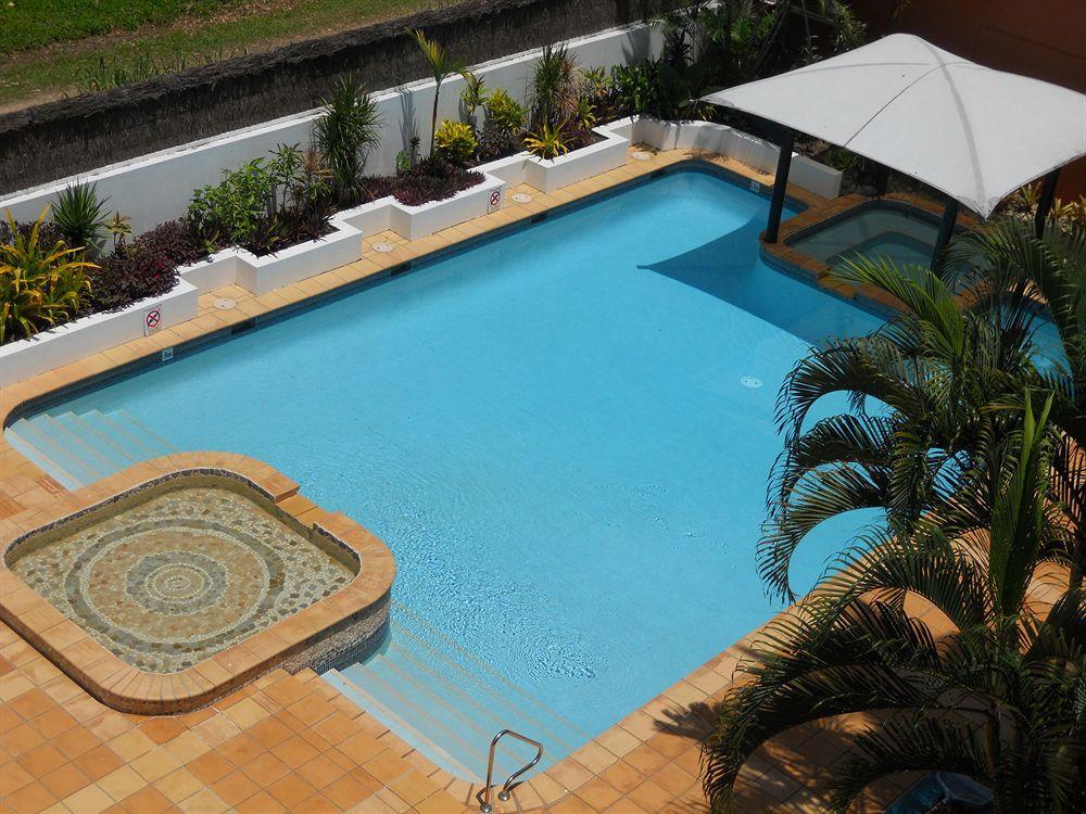 Beachview Apartments At Villa Paradiso Palm Cove Exterior foto