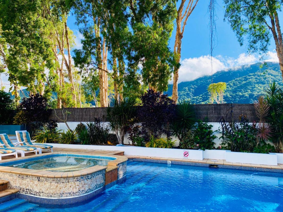 Beachview Apartments At Villa Paradiso Palm Cove Exterior foto