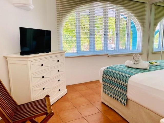Beachview Apartments At Villa Paradiso Palm Cove Exterior foto
