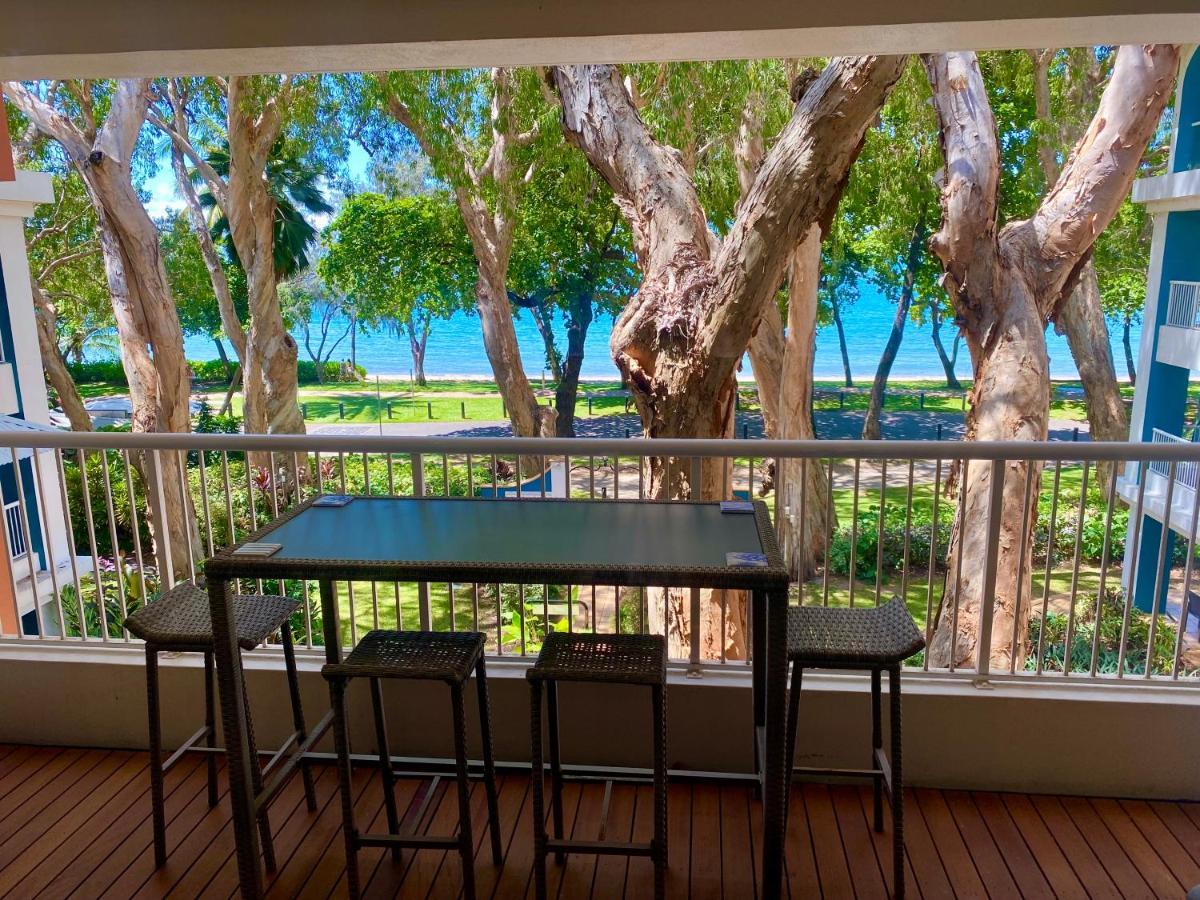 Beachview Apartments At Villa Paradiso Palm Cove Exterior foto