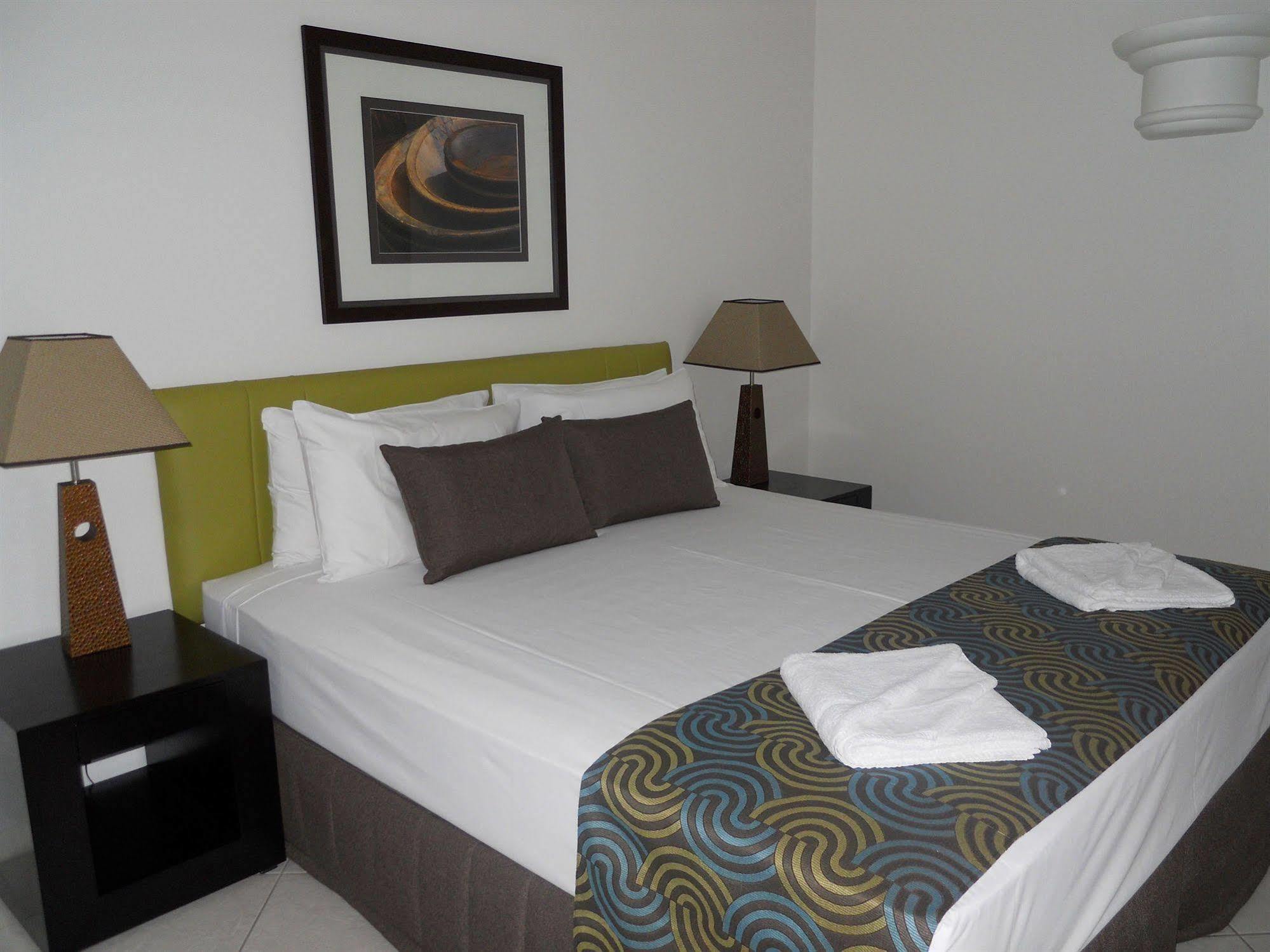 Beachview Apartments At Villa Paradiso Palm Cove Exterior foto